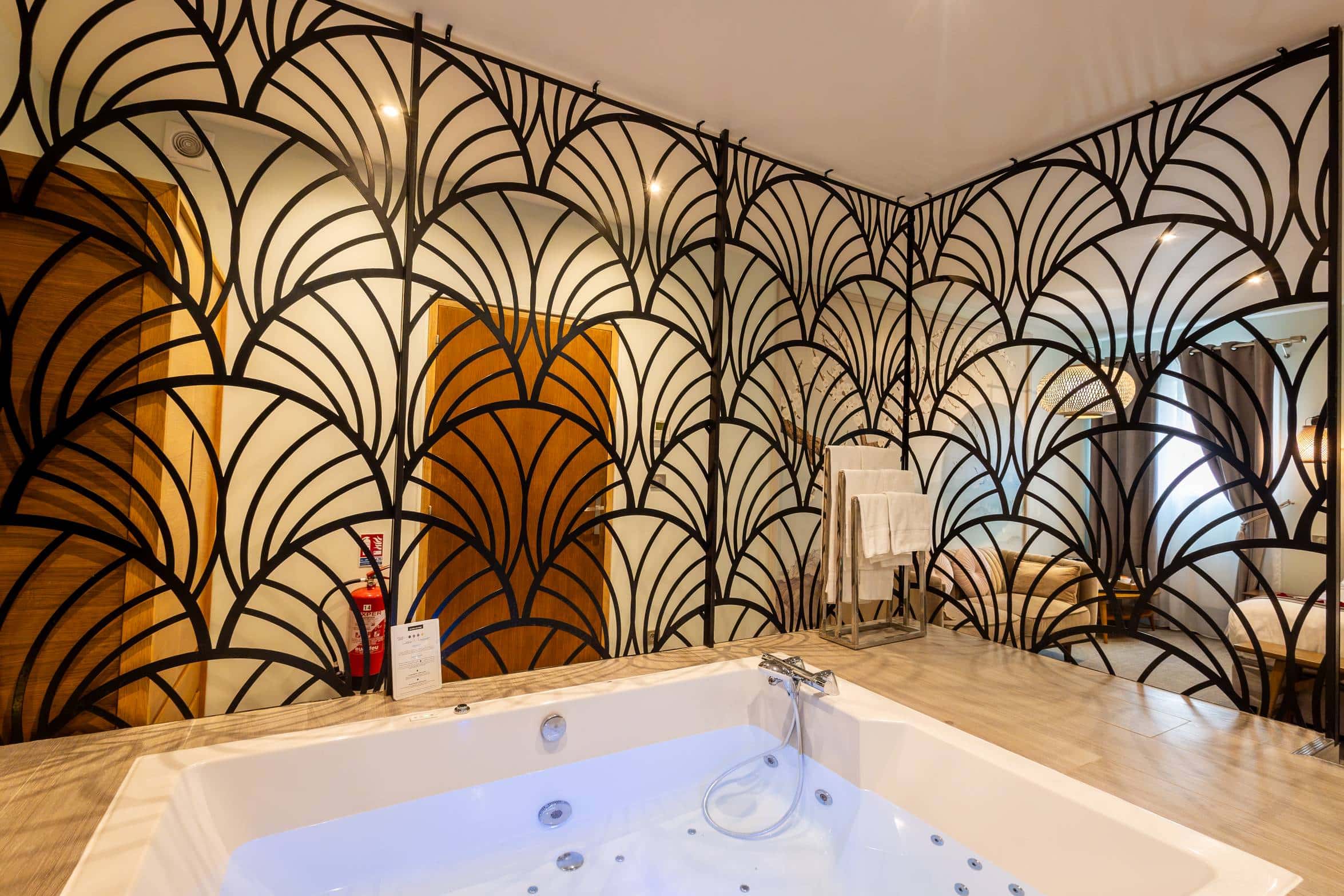 Suite Geisha du Clos des Vignes pour un week-end en couple avec jacuzzi privatif