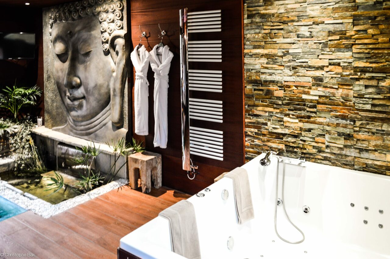Week-end avec jacuzzi, piscine et spa dans un hôtel proche de Paris